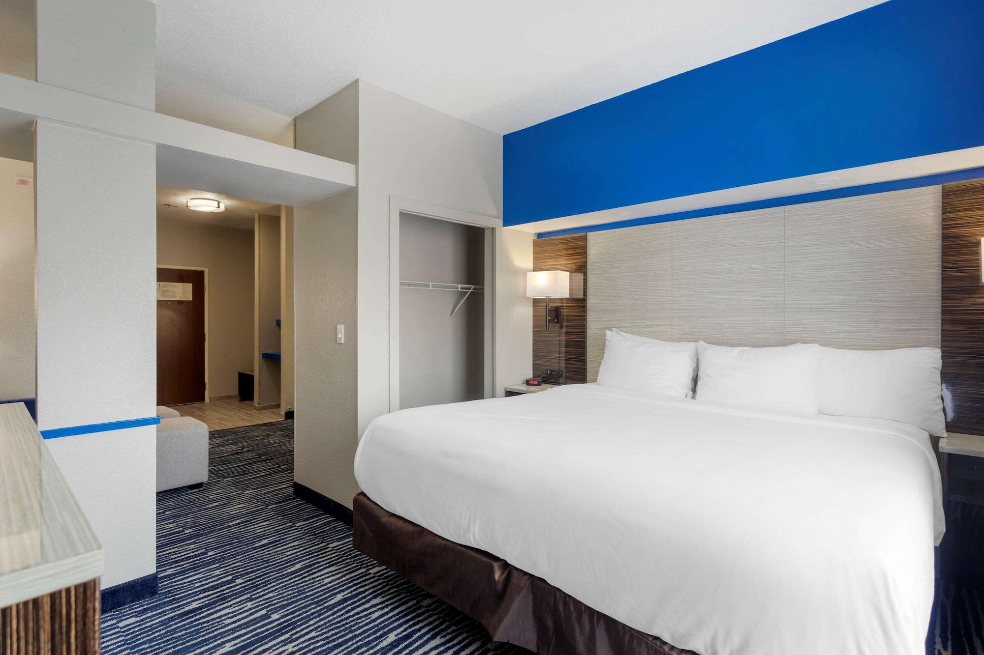 Hotel Comfort & 3*